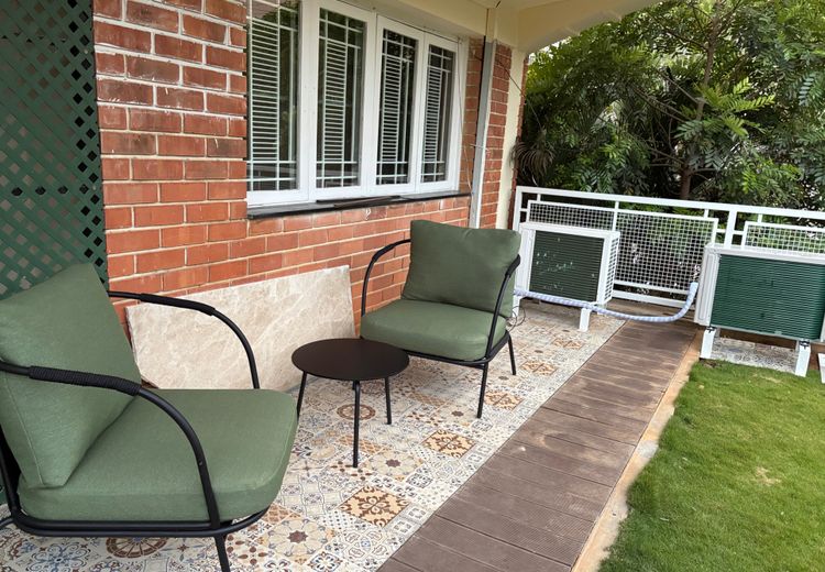 Pictures of Ketty's house