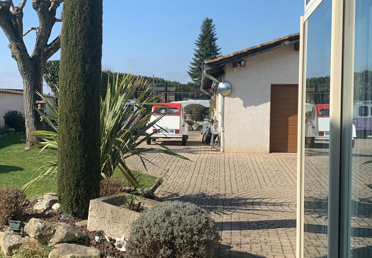 Pictures of Jean-Yves D.'s house