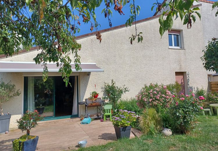 Pictures of Sylvie G.'s house