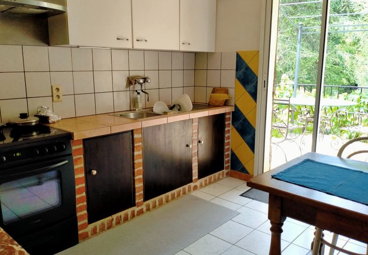 Pictures of Marie H.'s house