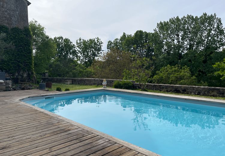 Pictures of Celine S.'s house