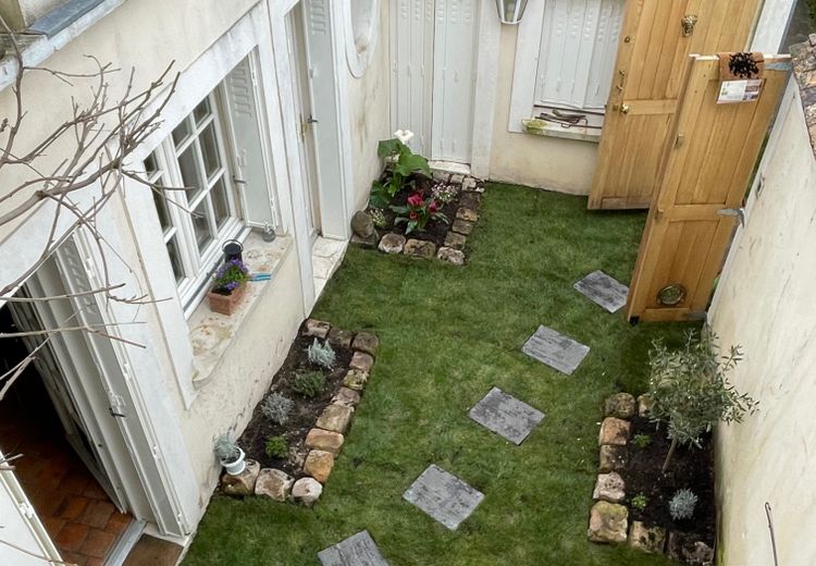 Pictures of Severine R's house