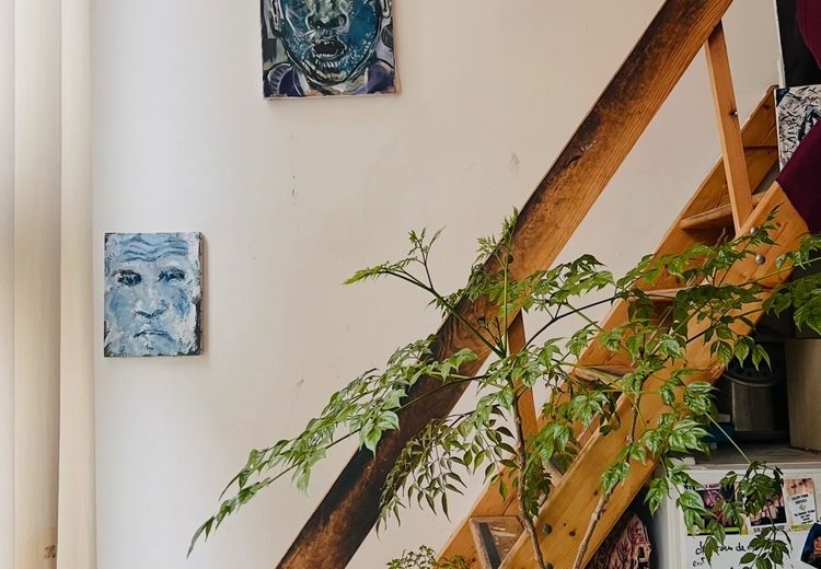 Pictures of Etienne's house