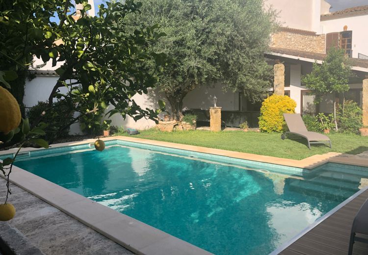 Pictures of Annick's house