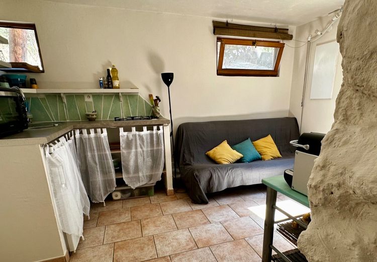 Pictures of Carole F.'s house