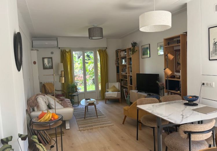 Pictures of VERONIQUE B.'s house