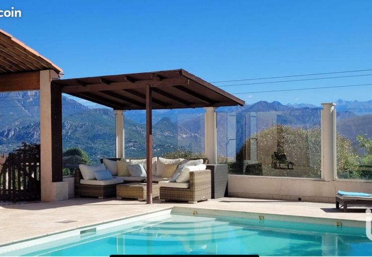 Pictures of Céline's house