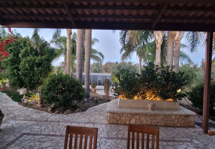 Pictures of Romina's house