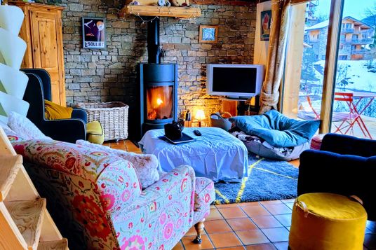 International House sitting Community Nomador International House sitting Community Nomador