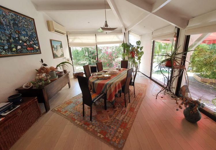 Pictures of Isa C.'s house