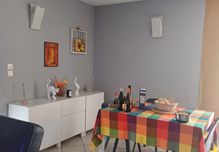 Pictures of Corine G.'s house