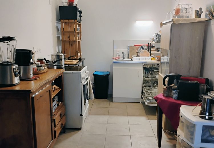 Des photos de la maison de Corinna. B.