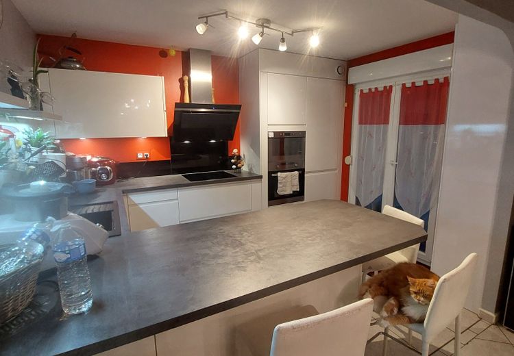 Pictures of SABINE K.'s house