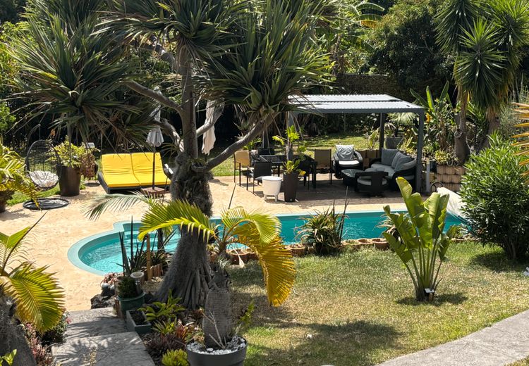 Pictures of Sylvie's house