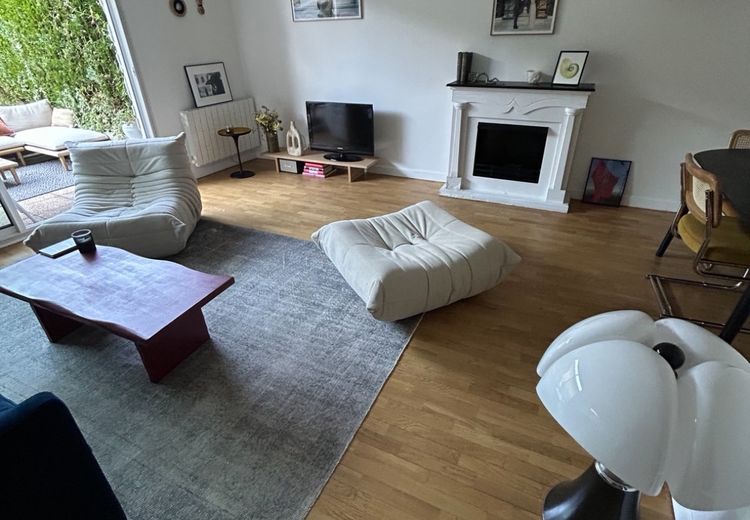 Pictures of Sandrine's house