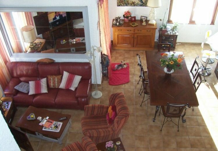 Pictures of Nadine C.'s house