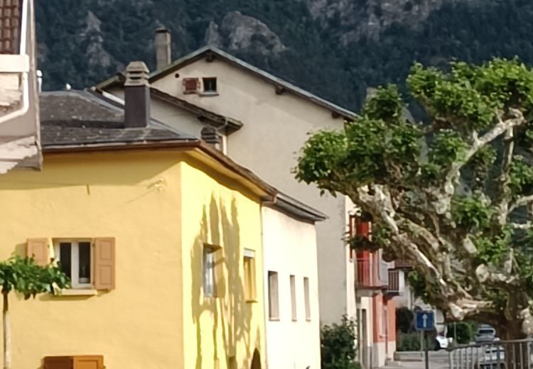 Pictures of Rambo's house