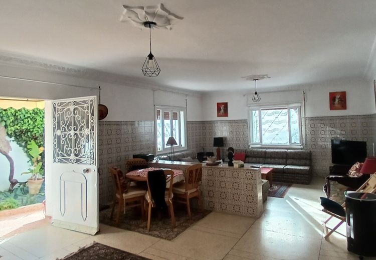 Pictures of Sylvie B.'s house