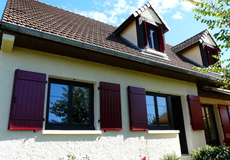 Pictures of Monique E.'s house