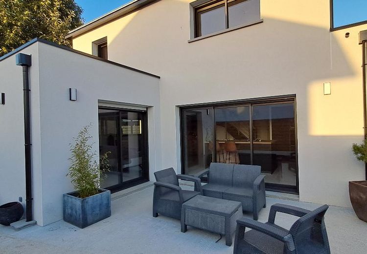 Pictures of Anne-C's house