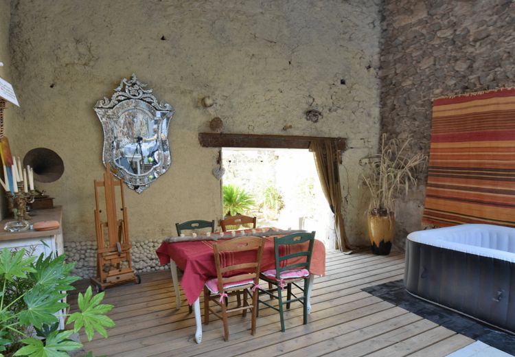 Pictures of Sand M.'s house
