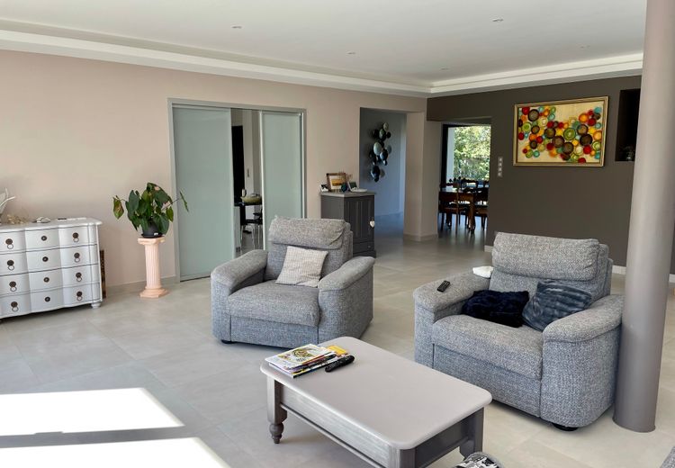 Pictures of Laetitia D.'s house