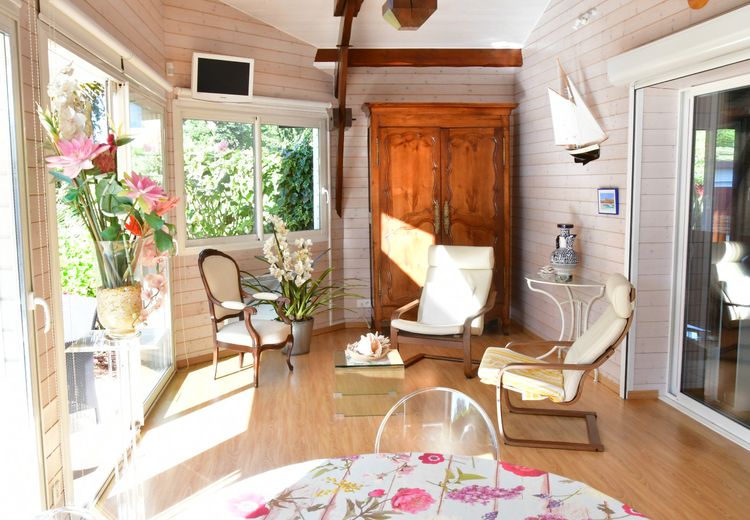 Pictures of Dominique C.'s house
