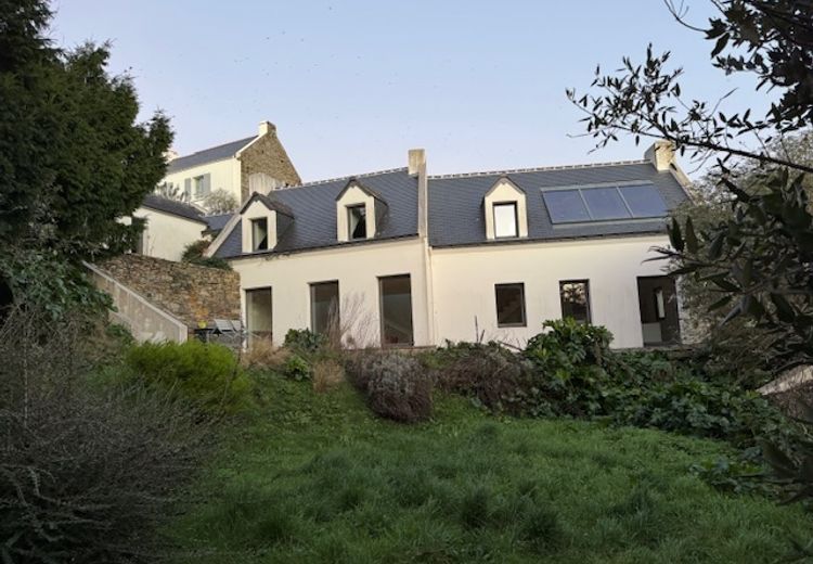 Pictures of VERONIQUE D.'s house