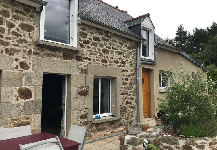 Pictures of Elise S.'s house