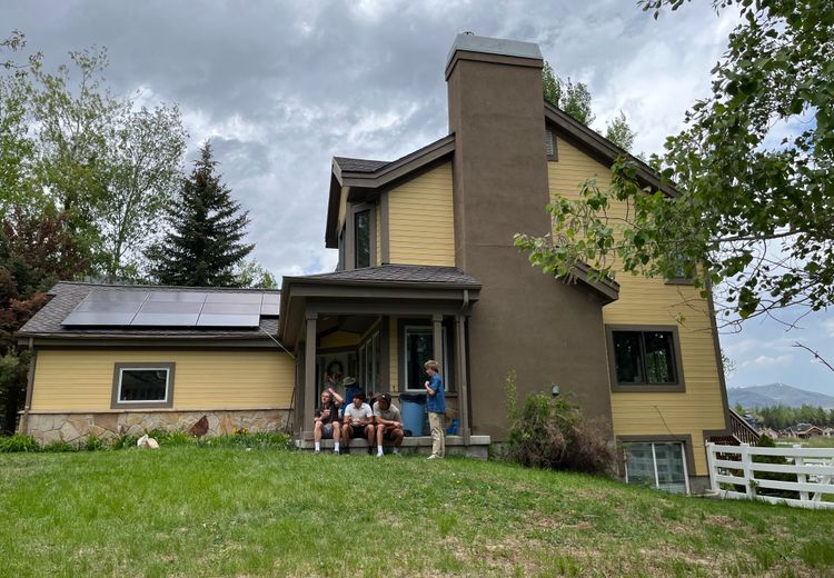 Pictures of Izzy's house