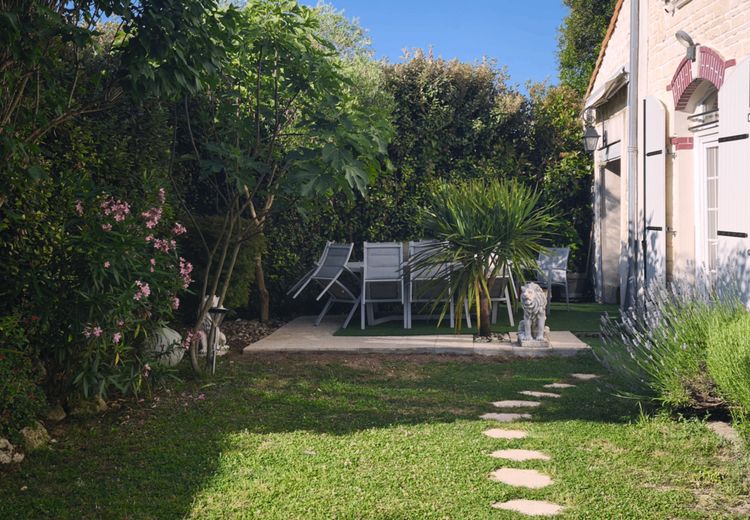 Pictures of Laulau1965@'s house