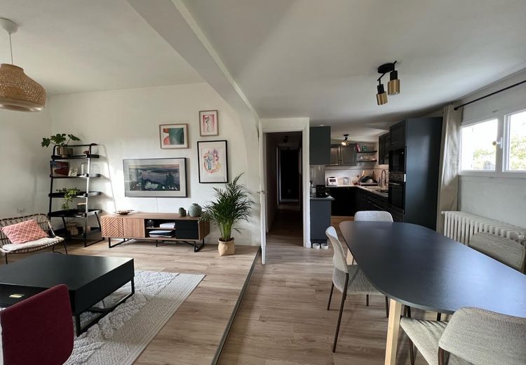 Pictures of Laure & Kunal's house