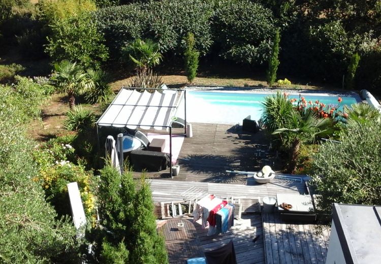 Pictures of Nathalie S.'s house