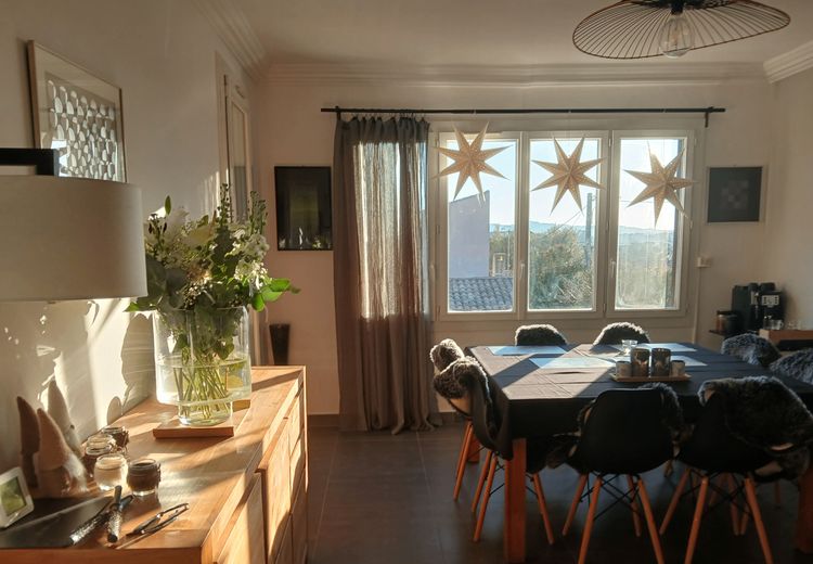 Pictures of Isabelle G.'s house