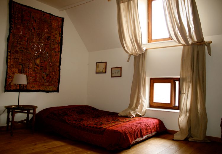 Pictures of Lara's house