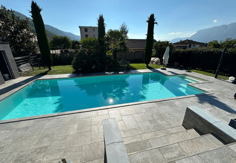 Pictures of Marjorie F.'s house
