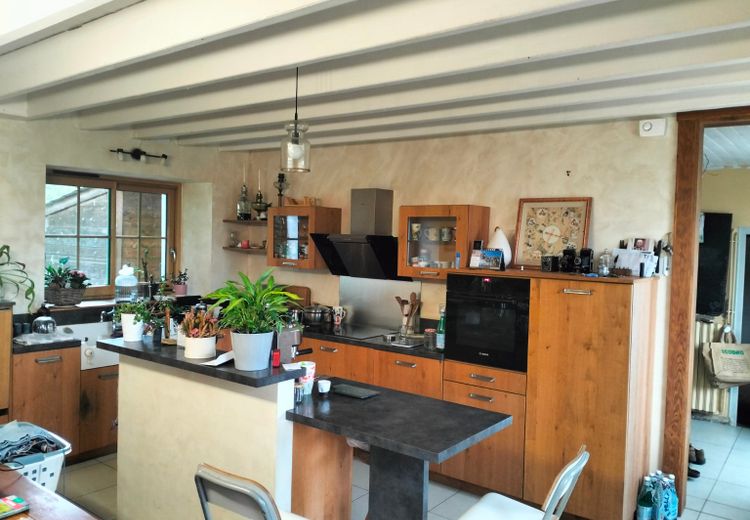 Pictures of Alain M.'s house
