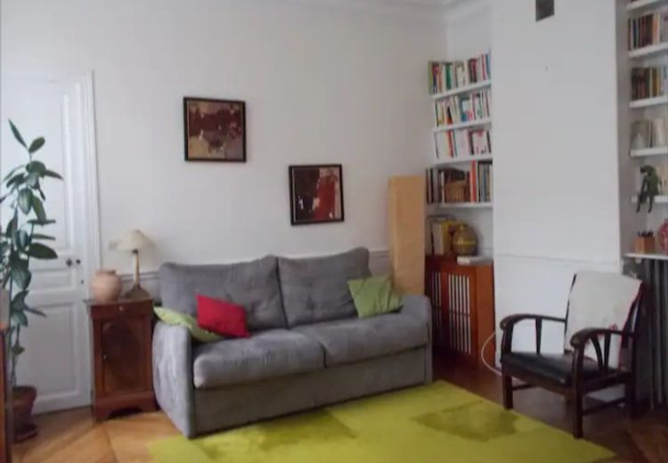 Pictures of Sylvie S.'s house