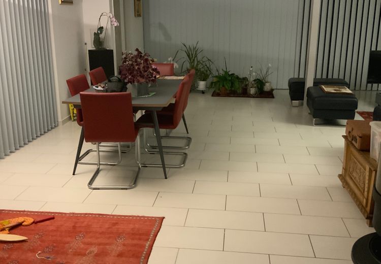 Pictures of Geneviève F.'s house
