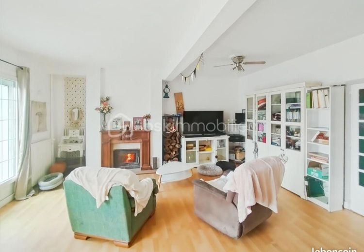 Pictures of NINETTE's house