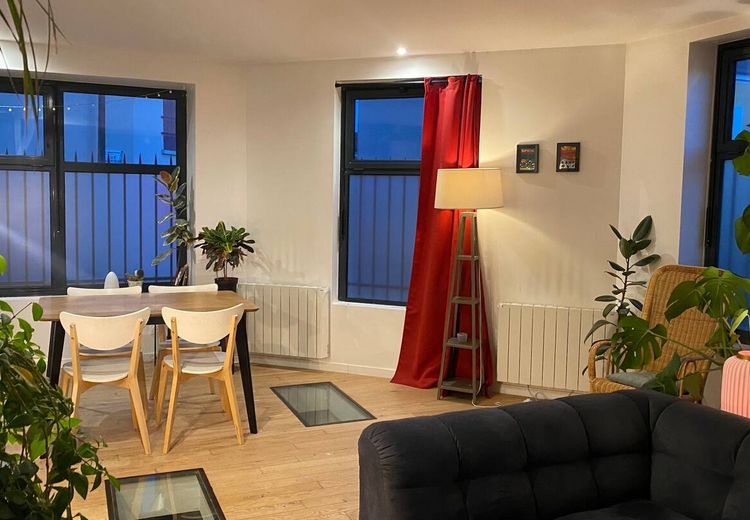 Pictures of Clara S.'s house