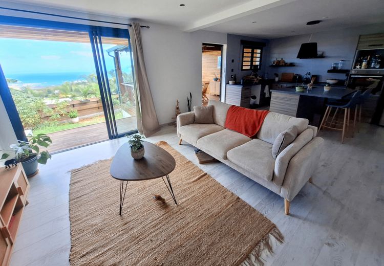 Pictures of NICOLAS's house