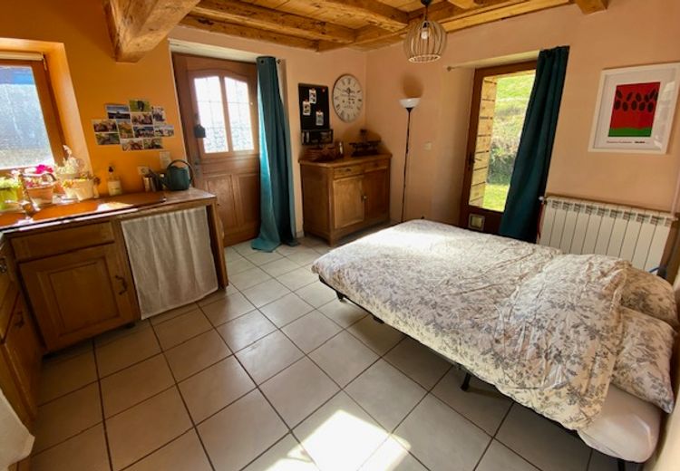 Pictures of Laura S.'s house