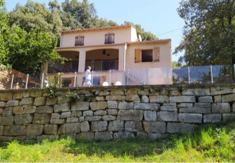 Pictures of Aude S.'s house