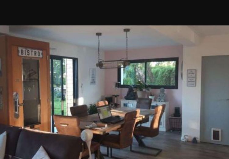 Pictures of Catherine C.'s house