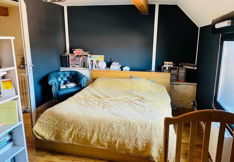 Pictures of Pollen's house